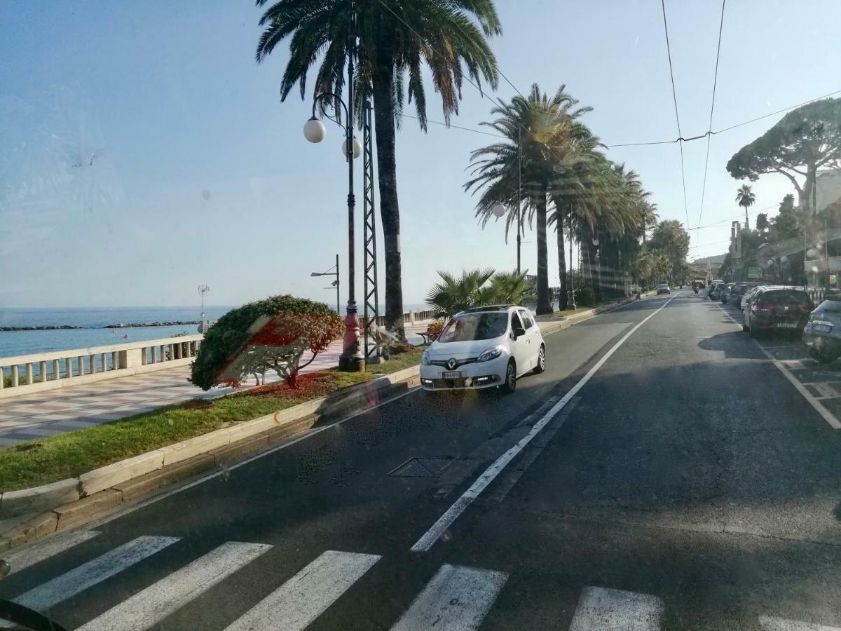 Mare Foce E Centro Appartement San Remo Buitenkant foto